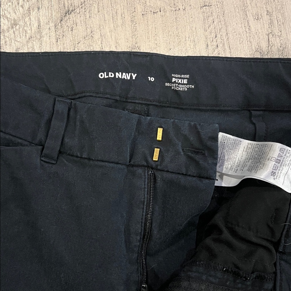 Old Navy Wide-Leg Pants — Black - Picture 4 of 4